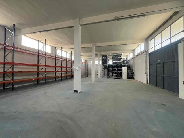 Nave Industrial en Alcobendas photo 0