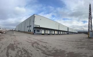 Nave Logística en Alovera photo 0