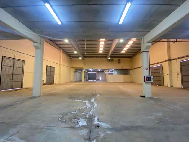 Nave Industrial en Fuente El Saz De Jarama photo 0