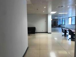 Edificio Completo en Madrid photo 0