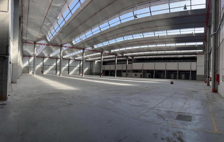 Nave Logística en Alovera photo 0