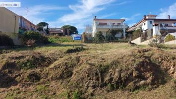 TERRENO DE 412M2 EN URBANIZACIÓN MAS REIXACH photo 0