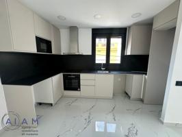 Vivienda de obra nueva lista para entrar a vivir en Pineda de Mar photo 0