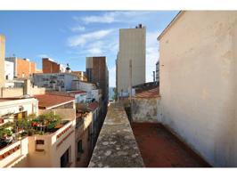 Edificio en venta en Lloret de Mar photo 0