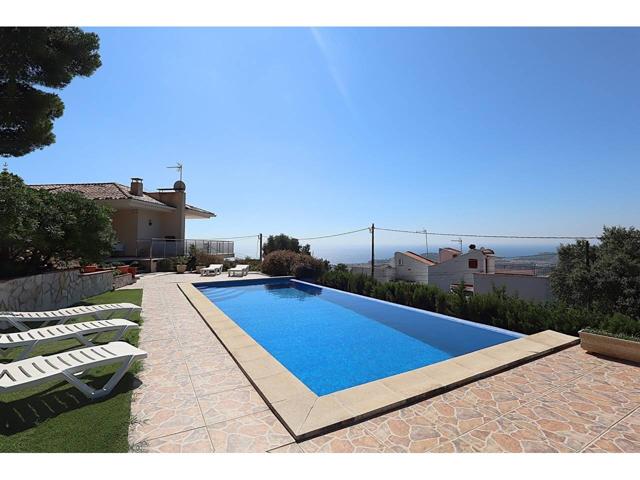 Casa en venta en Lloret de Mar photo 0