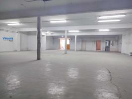 Planta baja con acceso para trailers! photo 0
