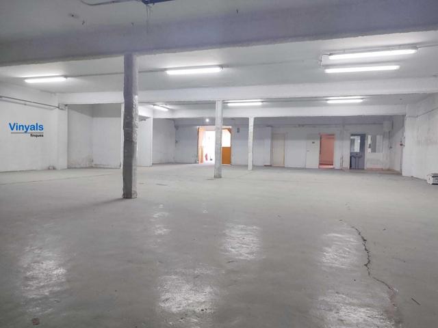 Planta baja con acceso para trailers! photo 0