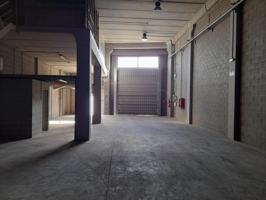 Planta baja con suministros! photo 0