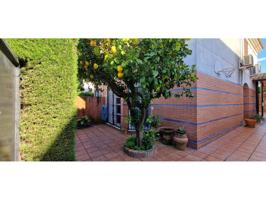 CASA PAREADA CON OPCIÓN DE PISCINA photo 0
