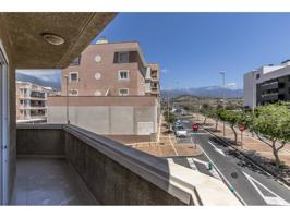 En exclusiva: vivienda en esquina 3 habitaciones , balcones, 2 garajes y 2 trasteros photo 0