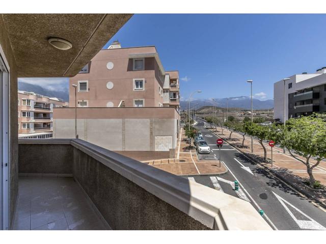En exclusiva: vivienda en esquina 3 habitaciones , balcones, 2 garajes y 2 trasteros photo 0
