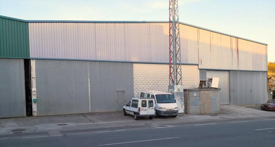 Nave Industrial en Vial Principal del Polígono de Bértoa photo 0