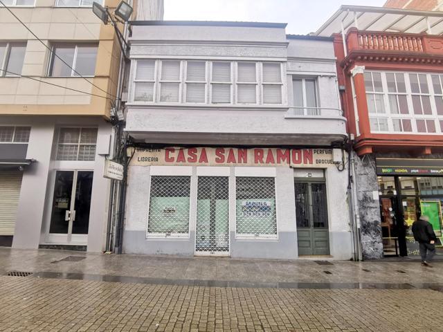Local comercial Histórico en Plaza do Concello de Carballo photo 0