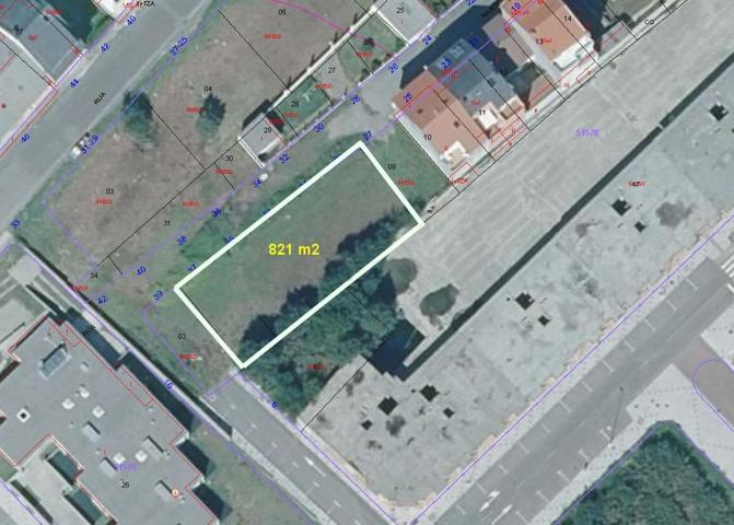 Solares urbanos de varios tamaños en calle Marte, Carballo photo 0