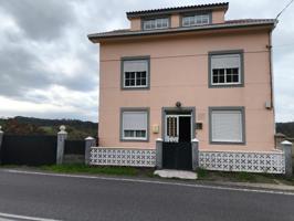 Casa Espaciosa con Vistas y Amplio Terreno en Seixas, Malpica de Bergantiños photo 0