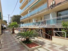 Local En venta en Malgrat De Mar photo 0