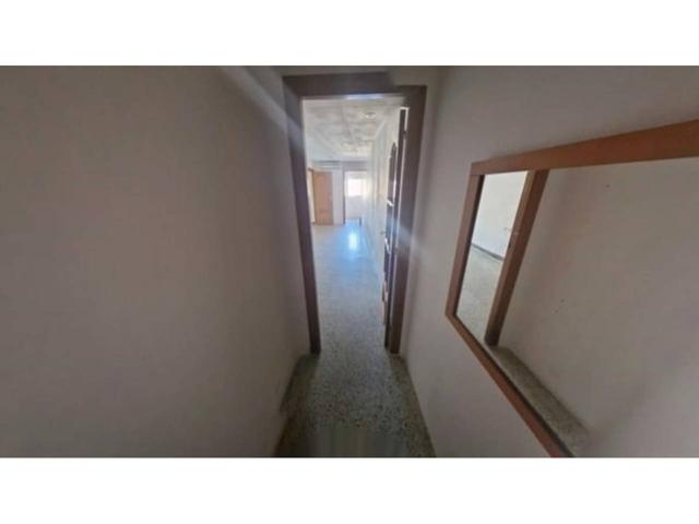 Piso en venta en Centre photo 0