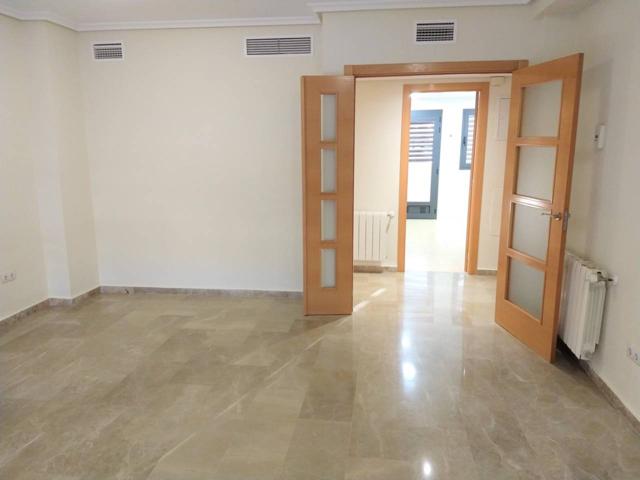 Piso en alquiler en #### photo 0