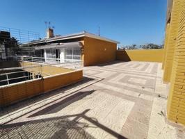 LOCAL EN LA ZONA COMERCIAL DEL HOTEL CASTILLA photo 0