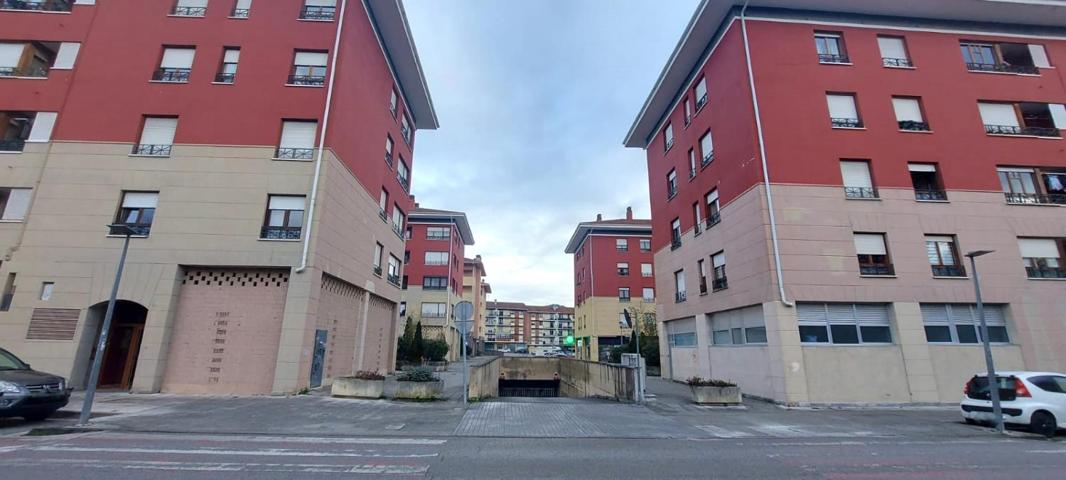 Parking En venta en Mungia photo 0