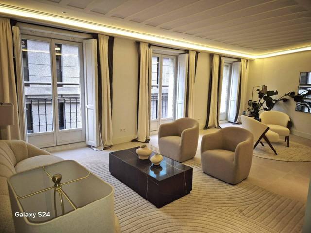 VIVIENDA EXTERIOR LUMINOSA MADRID DE LOAS AUSTRIAS (PALACIO) photo 0