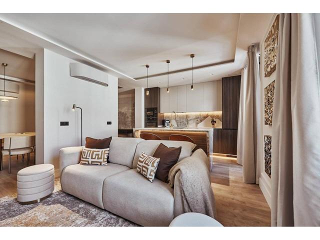 Venta de piso en Malasaña photo 0