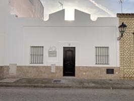 VIVIENDA EN PLANTA BAJA EN ZONA CALUSA photo 0