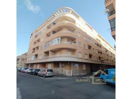 Piso En venta en Torrevieja photo 0