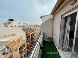  Ático En venta en Torrevieja photo 0