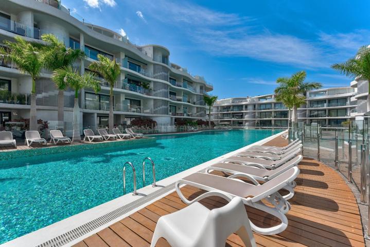 Venta de Exclusivo Apartamento en Residencial Las Olas, Palm-Mar photo 0