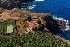 Villa en Buenavista Del Norte photo 0