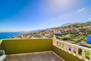 Amplia casa con vistas panorámicas en San Juan del Reparo, Garachico. photo 0