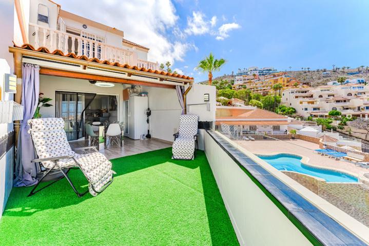 Espléndido Adosado de 3 Habitaciones con Vistas al Mar en San Eugenio: Moderno y Totalmente Reformado photo 0