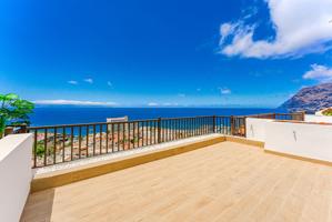 Espectacular duplex de lujo totalmente reformado con vistas panorámicas al mar y a La Gomera photo 0