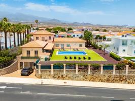 Villa en Golf del Sur photo 0