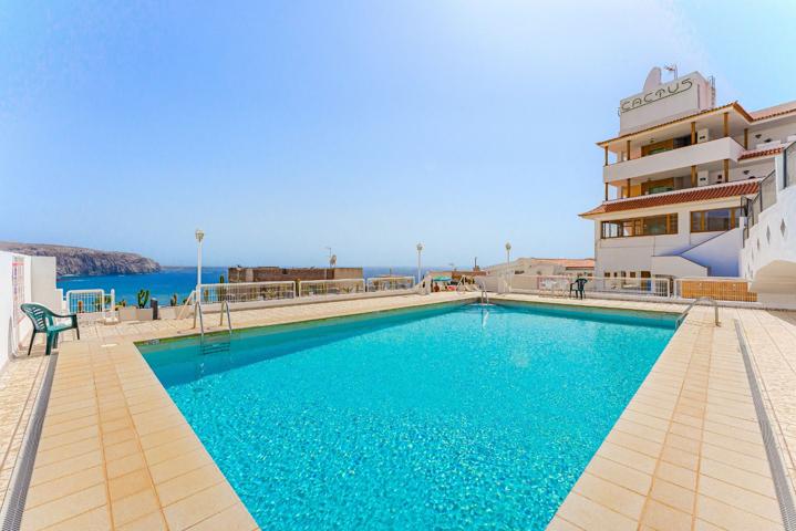 Apartamento con Terraza y Vistas al Mar en Los Cristianos Residencial Cactus photo 0