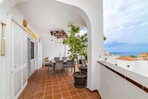 APARTAMENTO CON VISTA MAR Y PISCINA 'BALCON ATLANTICO' photo 0