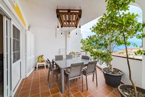 APARTAMENTO CON VISTA MAR Y PISCINA 'BALCON ATLANTICO' photo 0