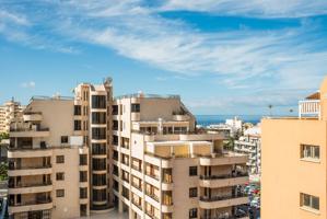 Apartamento en Playa De Los Cristianos photo 0