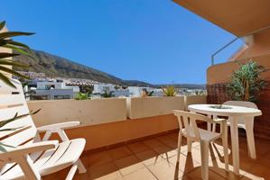 Se vende apartamento en el complejo Los Seres Los Cristianos, con plaza de garaje privada incluida photo 0