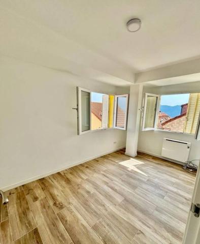 Piso En venta en San Lorenzo de El Escorial photo 0