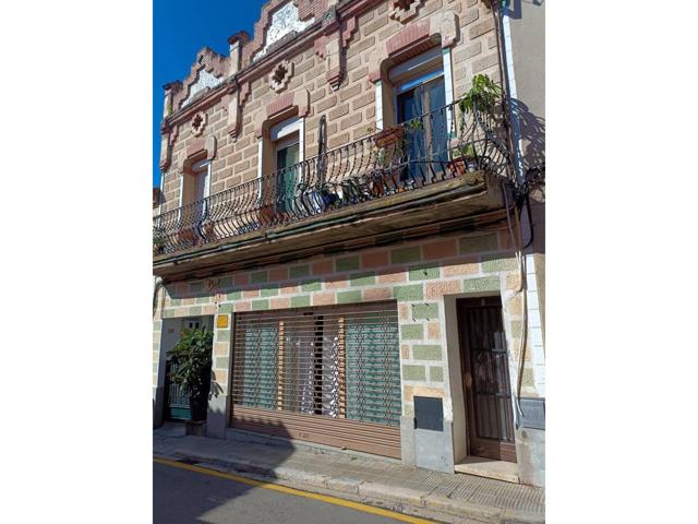 Venda de casa a Breda photo 0