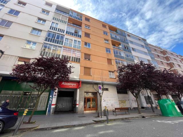 Piso en venta en calle Tenerias Kalea photo 0
