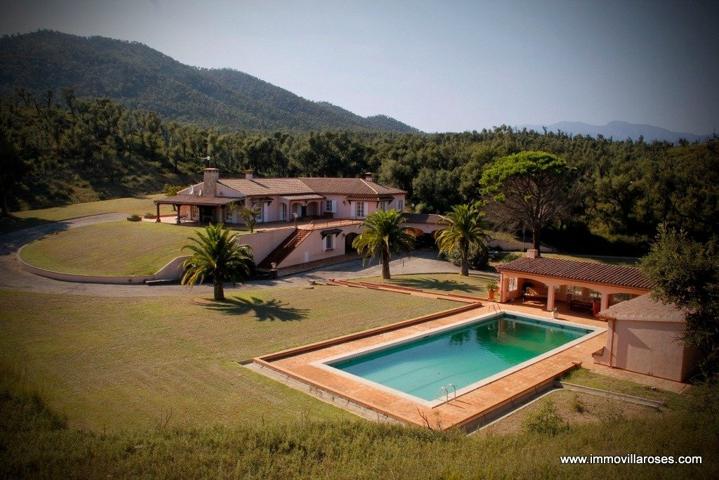 Magnífica y EXCLUSIVA casa rural en plena naturaleza photo 0