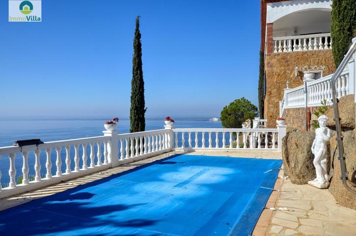 Maginifica VILLA con vistas al mar y piscina en Roses photo 0