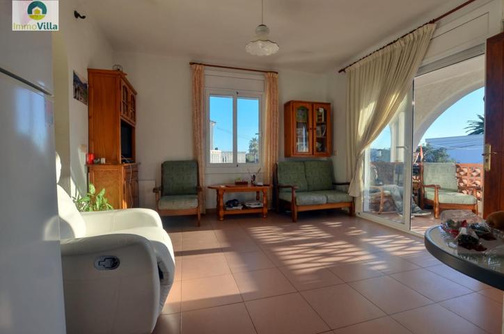 APARTAMENTO CON PARKING Y PISCINA EN EMPURIABRAVA photo 0