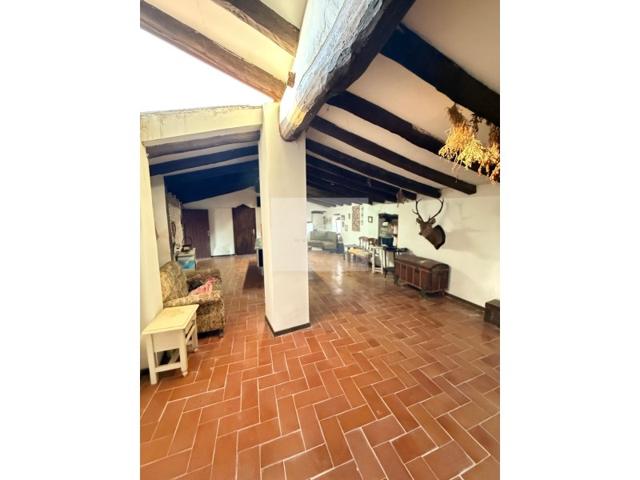 Otro En venta en Alió photo 0