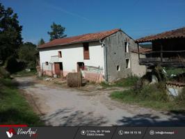 Casa en venta en Granda-Tiñana-Hevia photo 0