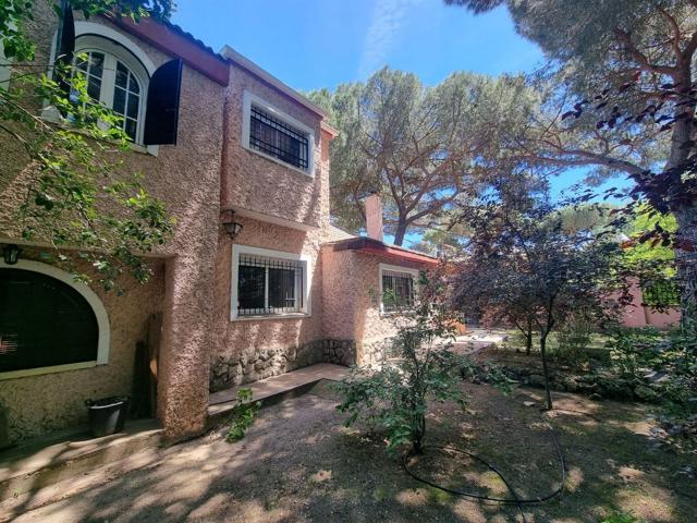 Villa En venta en Valladolid photo 0