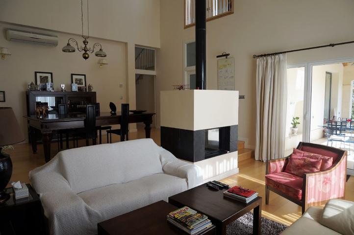 Villa En venta en Valladolid photo 0